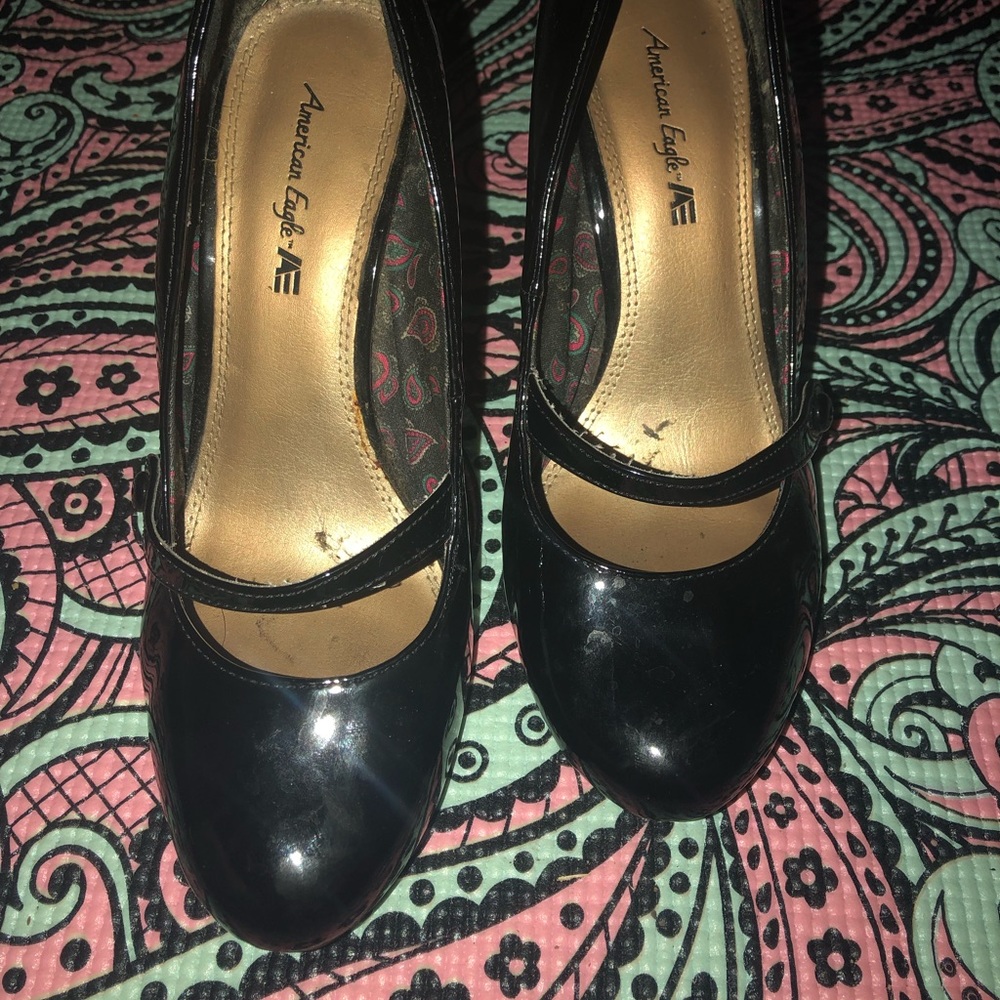 Pumps - Picture 3 of 3